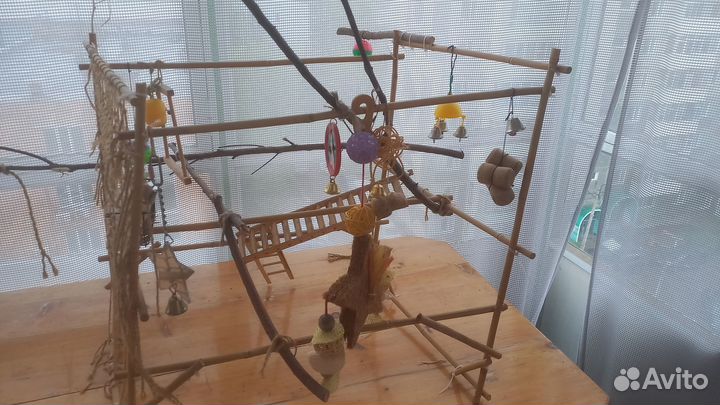 Продам игровой стенд для попугаев