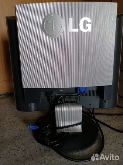 Монитор LG flatron