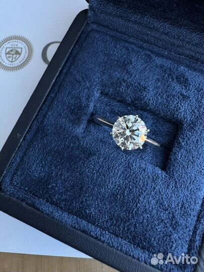 Новое кольцо с бриллиантом 1.04 карата