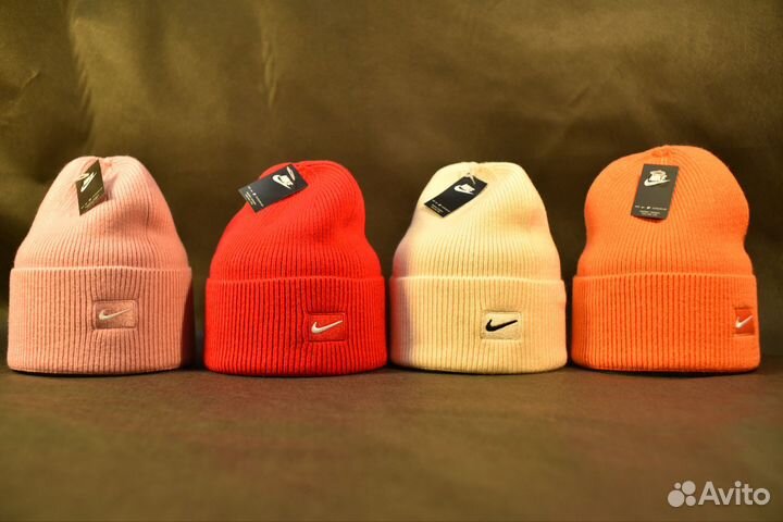 Шапка женская nike