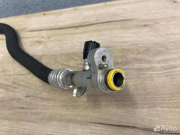 Трубка кондиционера Mercedes W221 S500 M278