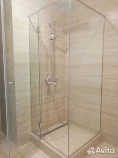 Душевая перегородка / Стеклянные перегородки