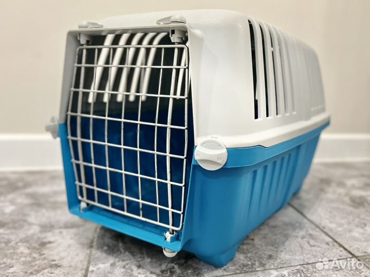 Переноска для животных пластиковая
