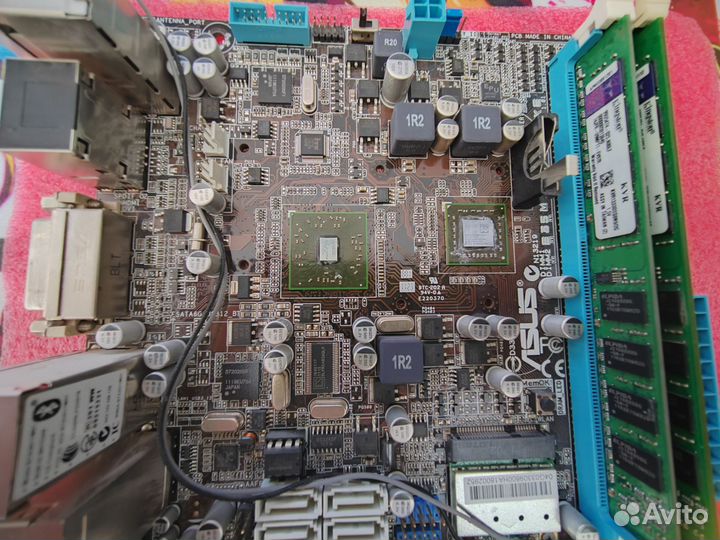 Asus e35m1-i deluxe