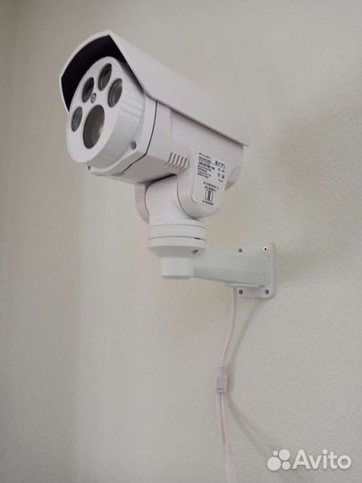 Поворотная WiFi IP 1080P камера 10-х оптический зу