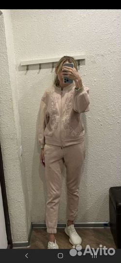 Спортивный костюм adidas