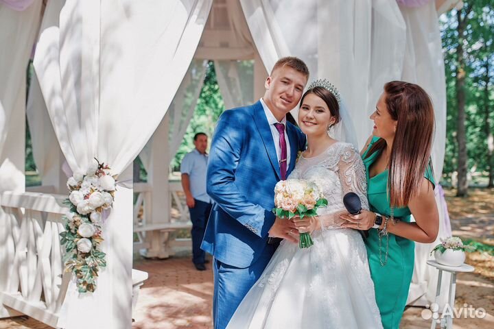 Тамада, ведущая, певица на свадьбу