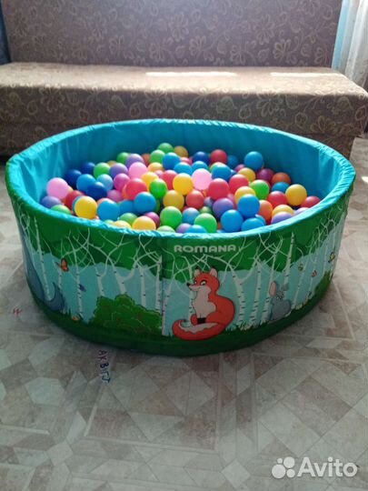 Бассейн с шариками