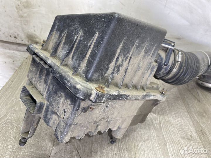 Корпус воздушного фильтра Ford Focus