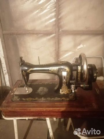 Швейная машина