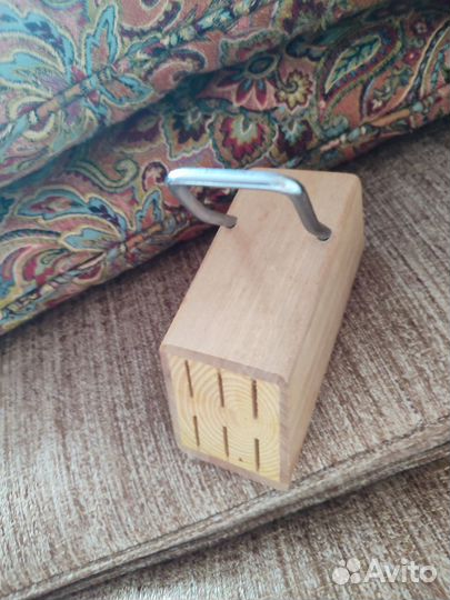 Подставка для ножей. Новая. Дерево и метал