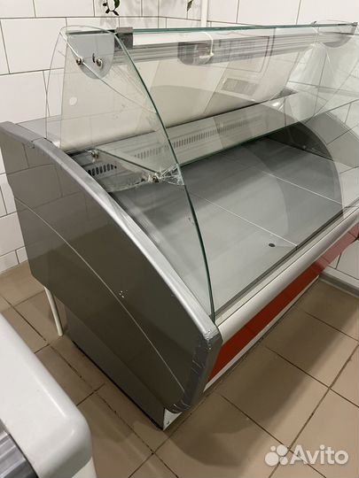 Витринный холодильник