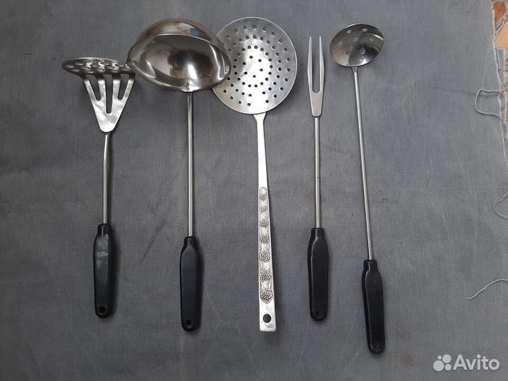 Ложки,вилки,ножи,поварёшки нерж. СССР