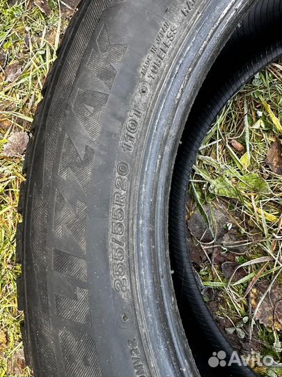 Bridgestone Blizzak DM-V2 255/55 R20 55