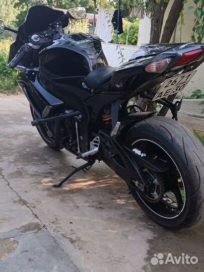 Suzuki GSX-R 750