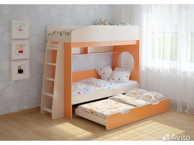Трехъярусная кровать