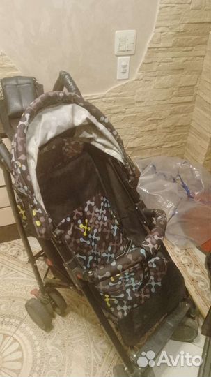 Продам прогулочную коляску