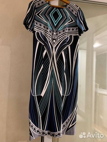Платье женское 42 44