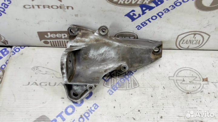 Кронштейн АКПП правый Audi A6 C5 1997-2004