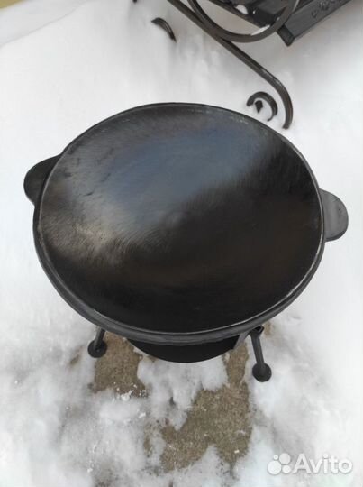 Сковорода садж чугунный