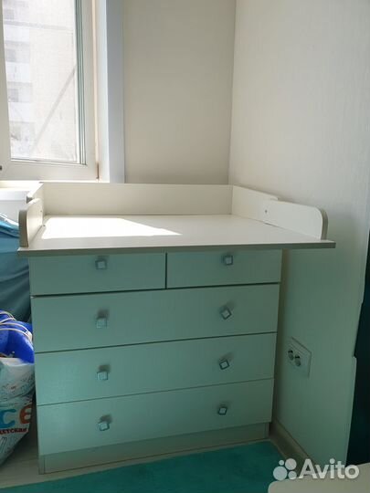 Пеленальный комод белый,стол и стул Икея