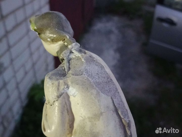 Статуэтка из гипса