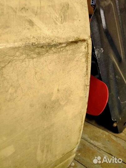 Передняя правая дверь ваз 2104