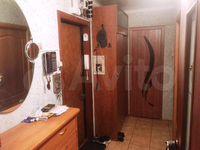 2-к. квартира, 48 м², 1/9 эт.