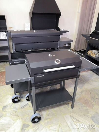 Мангал Гриль / Гриль угольный с крышкой BBQ