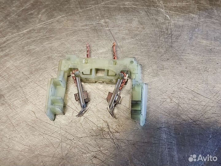 Щетки мотора стеклоочистителя VW Туарег Каен