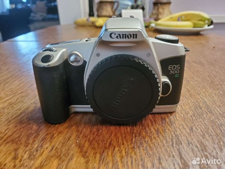 Зеркальный фотоаппарат Canon EOS 500
