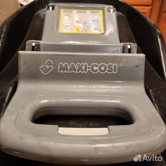 База maxi cosi Family Fix