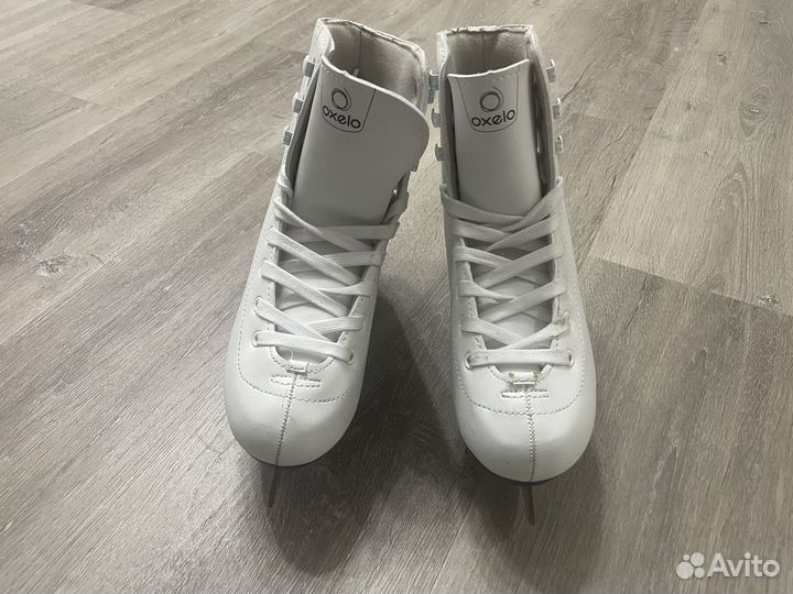 Детские коньки для девочки