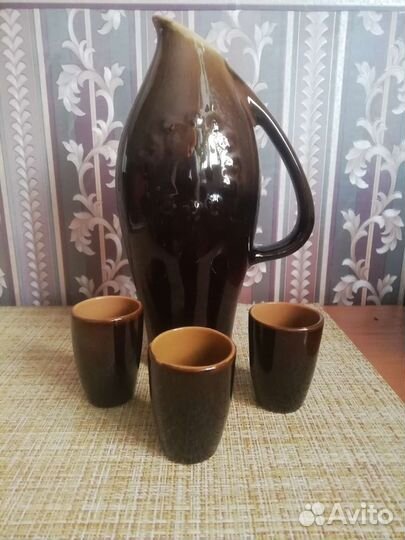 Глиняный кувшин