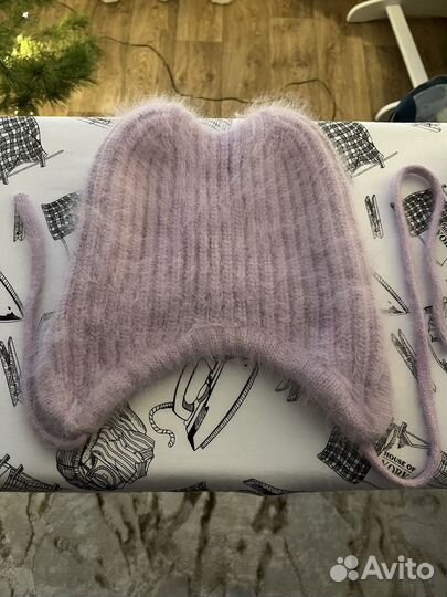 Шапка с ушками из ангоры