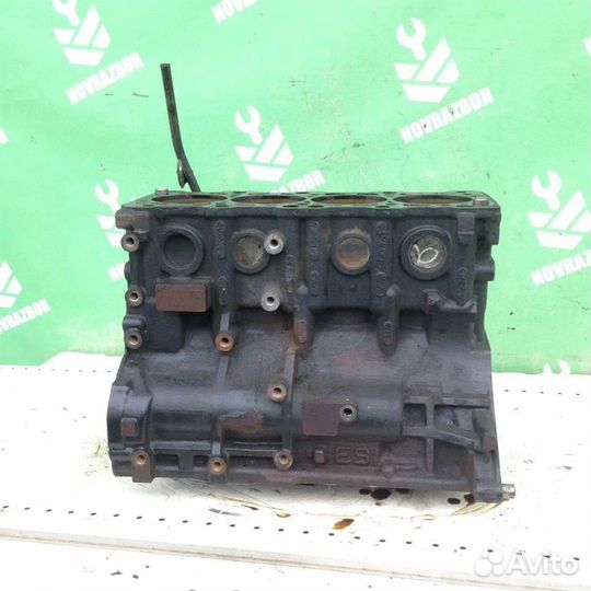 Блок двигателя Митсубиси Галант 9