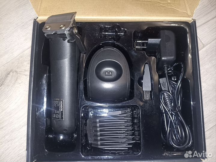 Машинка для стрижки волос профессиональная