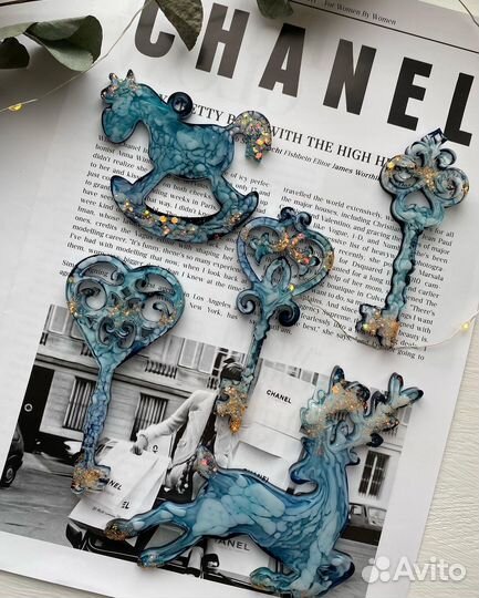 Елочные игрушки из эпоксидной смолы