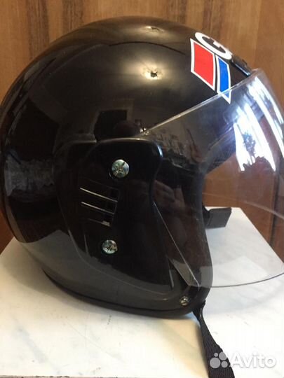 Продам мотошлем