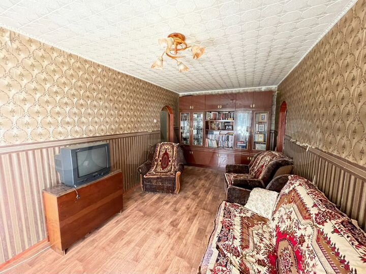 5-к. квартира, 87 м², 3/9 эт.