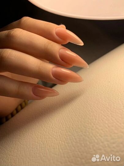 Наращивание ногтей