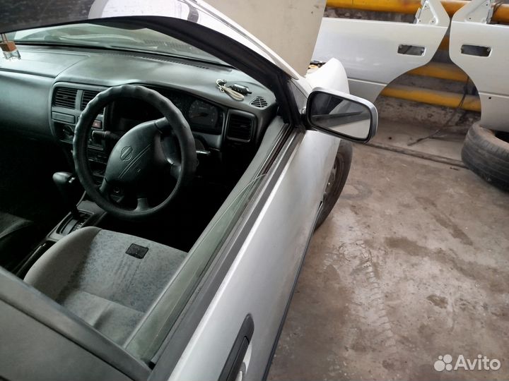 Nissan Pulsar 1.5 AT, 1999, 320 000 км