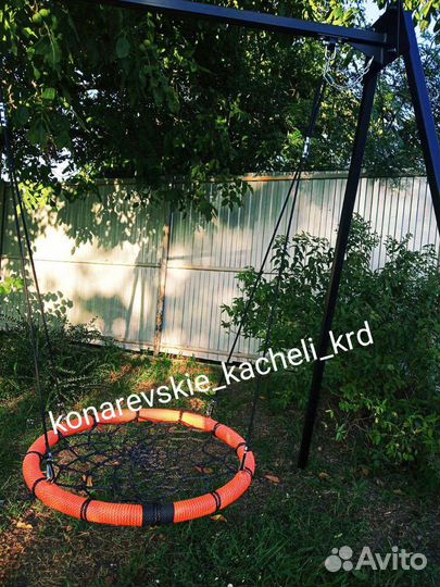 Детские качели уличные