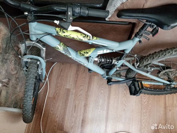 Велосипед подростковый