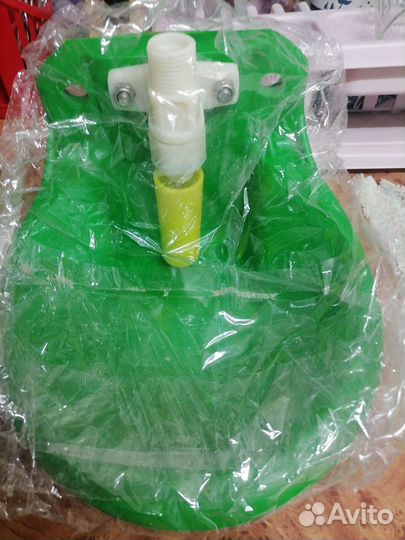 Поилки для коз