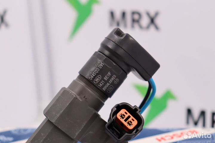 Форсунка топливная 0445120095