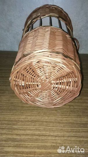 Корзина плетеная