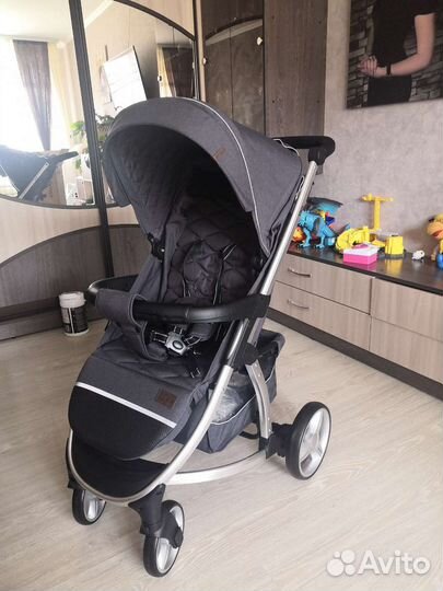 Прогулочная коляска carrello vista