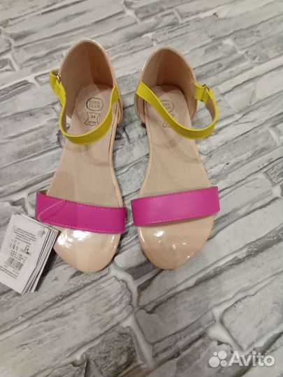 Босоножки новые обувь для девочек 34,37