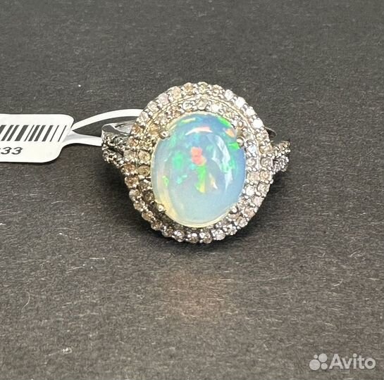 Кольцо с опалом и бриллиантами